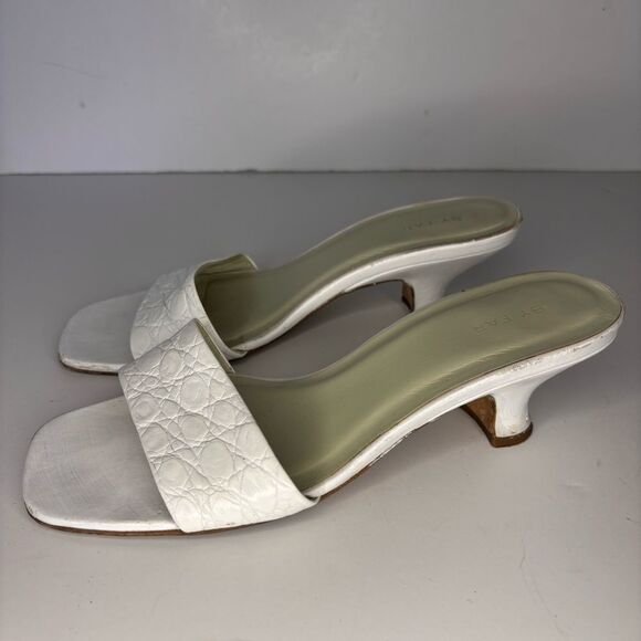 BY FAR Freddy Optic White Circular Croco Embossed Leather Size 38 - Picture 10 of 11